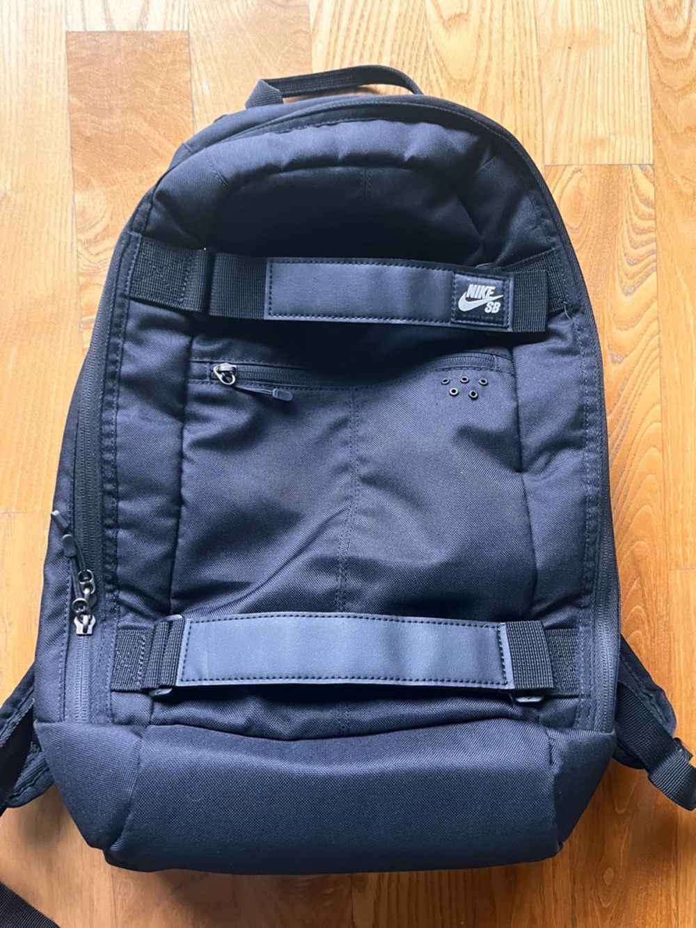 Nike Black SB Skate Backpack with Front Strap